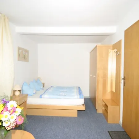Apartment In 2 *